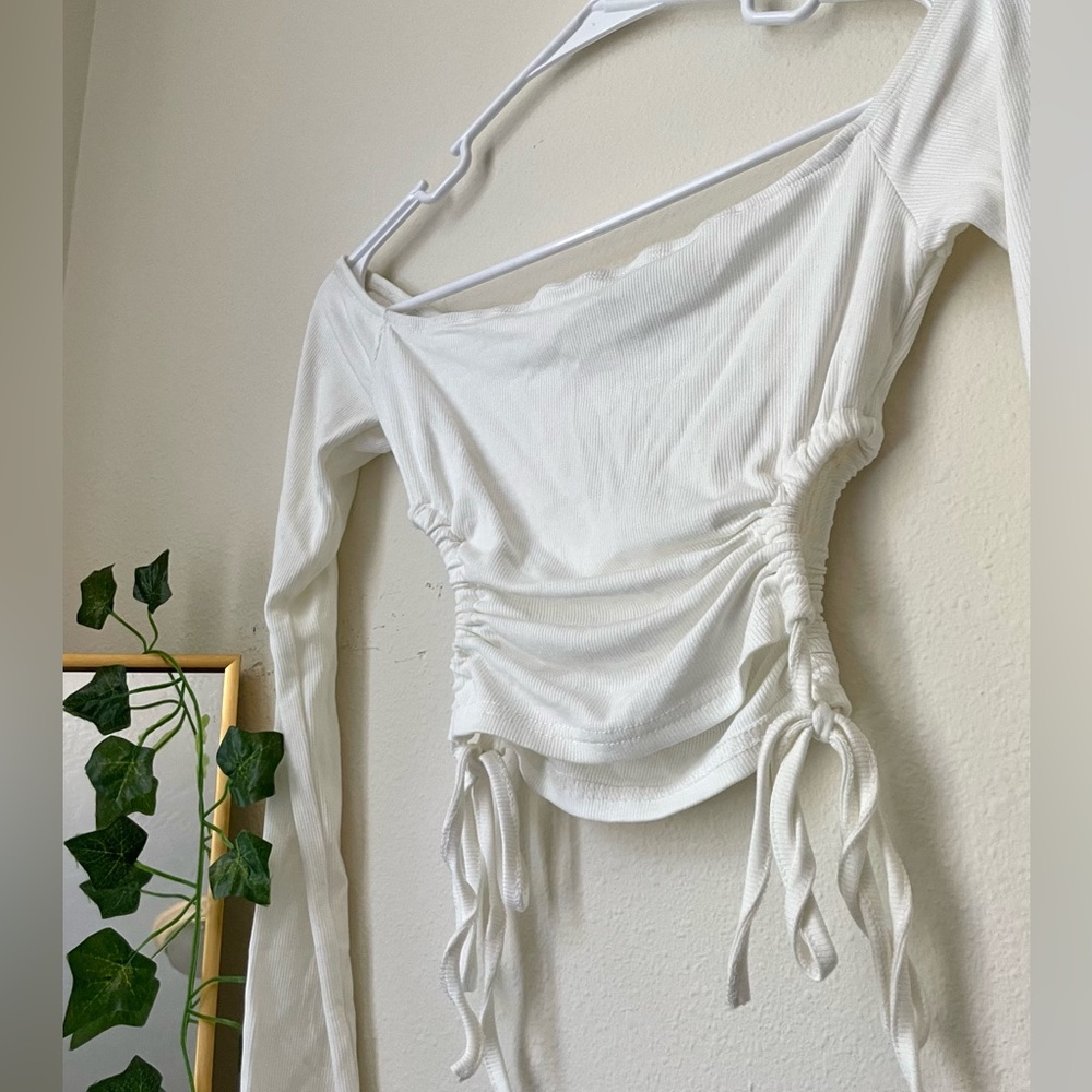 s off the shoulder white long sleeve
